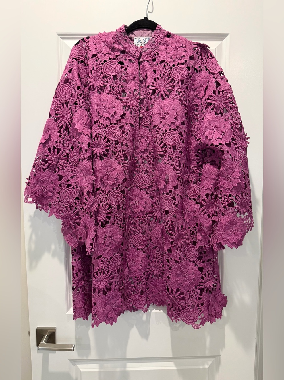 La Vie Style House Floral Lace Caftan